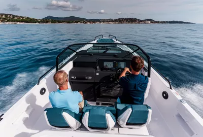 37S Gallery 0001 Axopar 37 Spyder MY2023 A7 07860