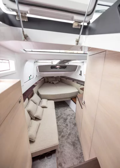 45 Gallery 0003 Axopar 45 XC 0X0A0334