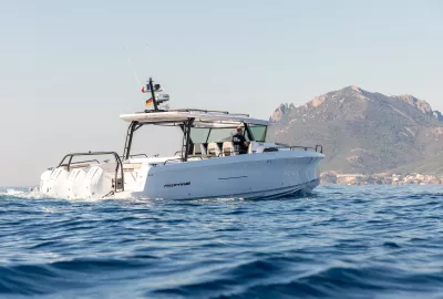 45 XT Gallery 0003 Axopar 45 XT ST Mediterrana Edition E29A0878