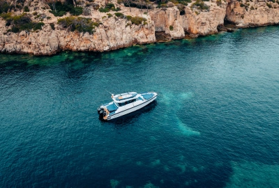 AX29 0013 Axopar29 25 Media 28