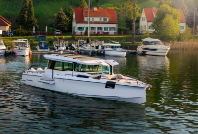 Axopar 45 Gallery 0002 DJI 20250525184945 0040 D Enhanced NR