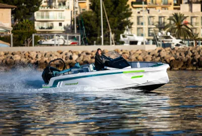 Axopar X Jobe Revolve gallery 210413 tomasmoyaphoto 18983 7473