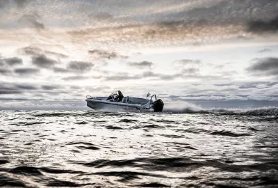 Axopar X Jobe Revolve gallery DSC04065