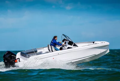 Axopar 22 Spyder gallery 21 362W Out Sticker