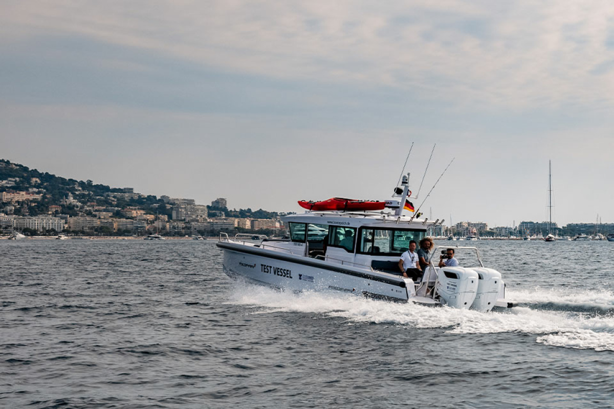 Axopar 37 XC Cox engines Cannes