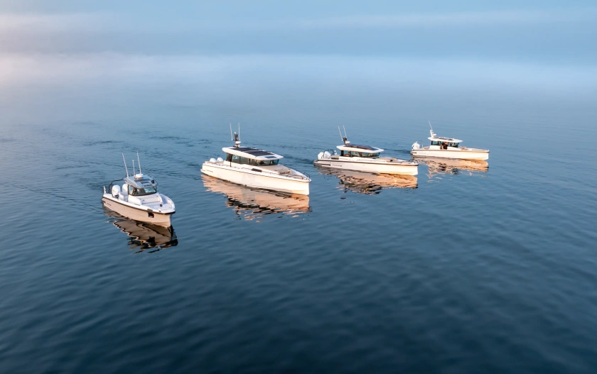 Axopar 293745 group shot DJI dim 3840x2876