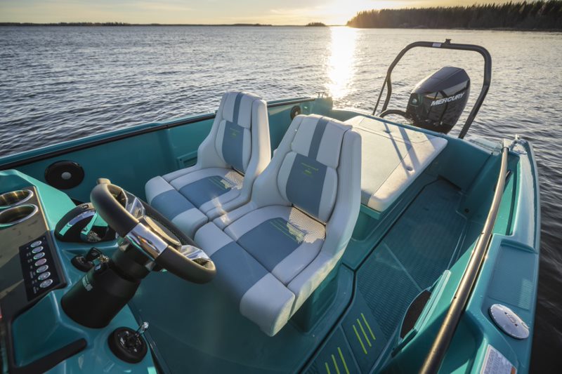 Axopar X Jobe Revolve_C4A8333.jpg