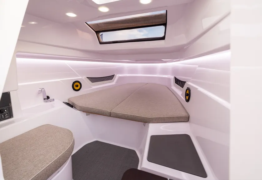 25 Med Interior