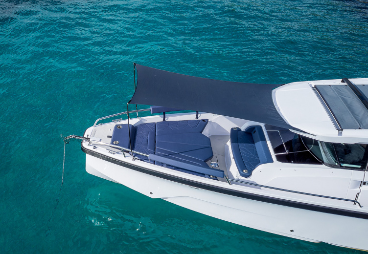 AX29XC 0000 Sun Shade Front