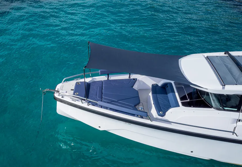 AX29XC 0000 Sun Shade Front