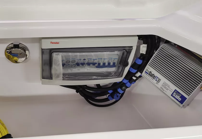 CF 29 shore power