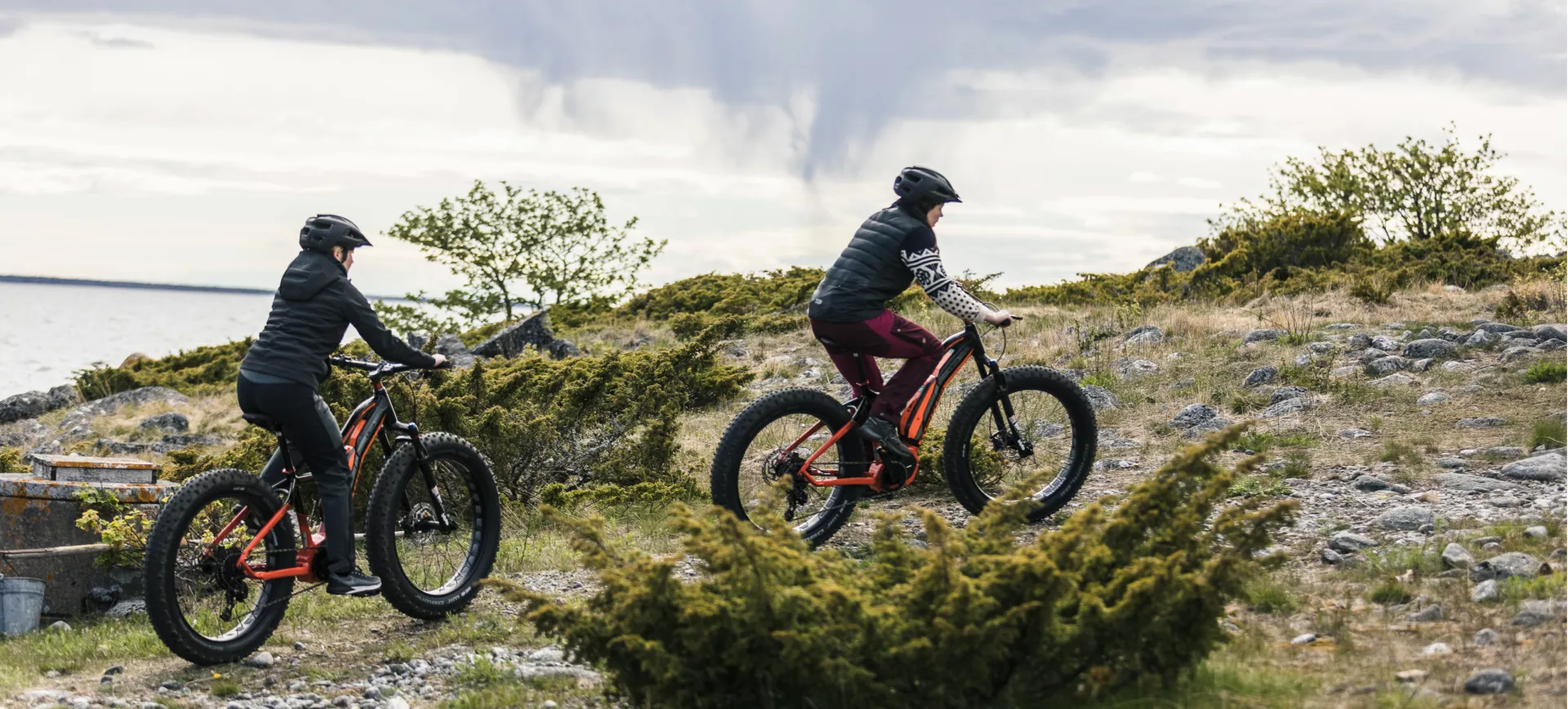 Bitmap + lkE9781V Mask Copy 4 1