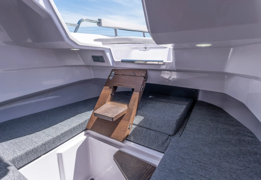 Multi Cabin