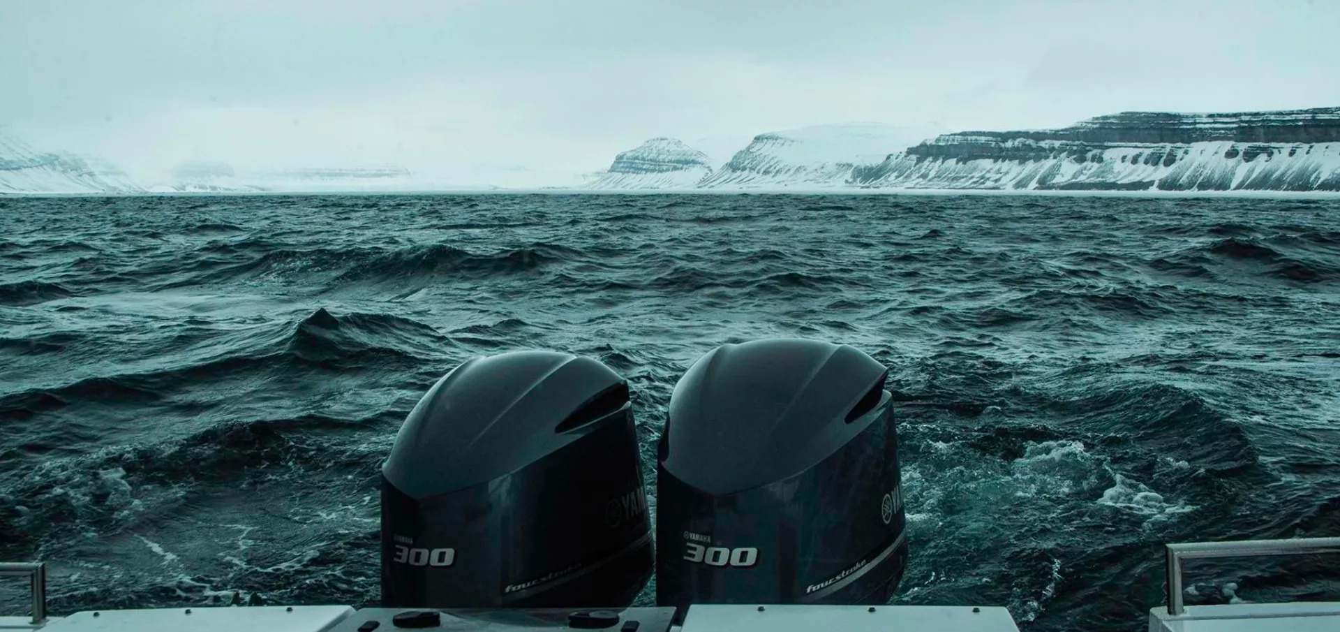 Axopar Moments 0003 Svalbard slideshow 2