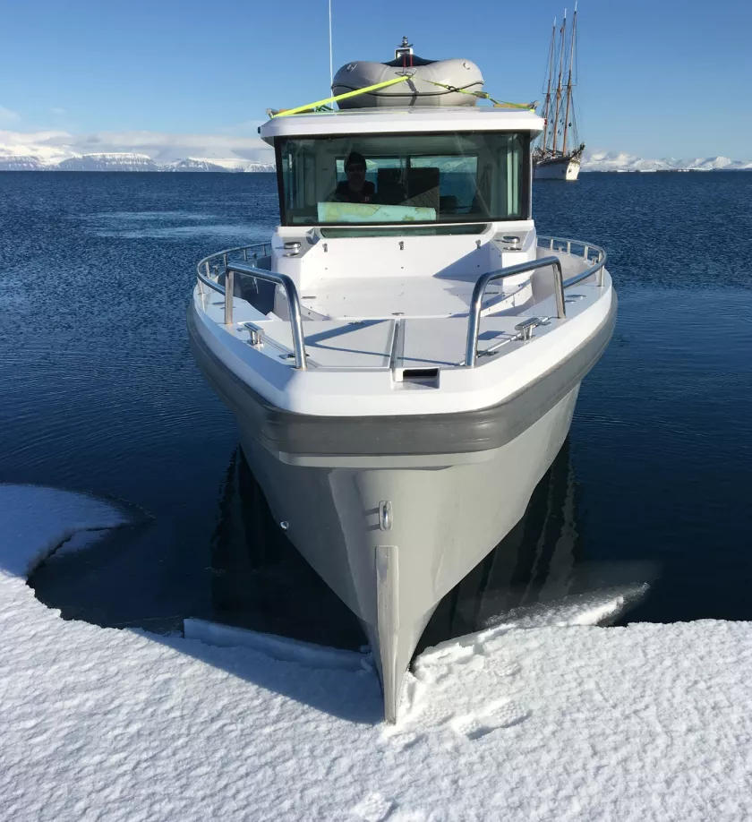 Axopar moments 0001 Svalbard portrait 4