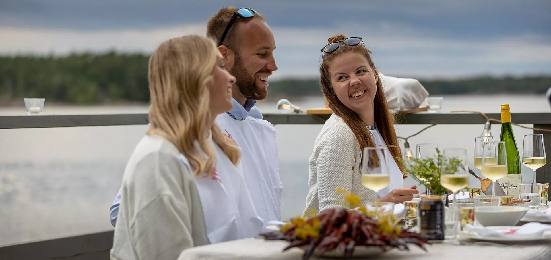 Crayfish party slider2 3