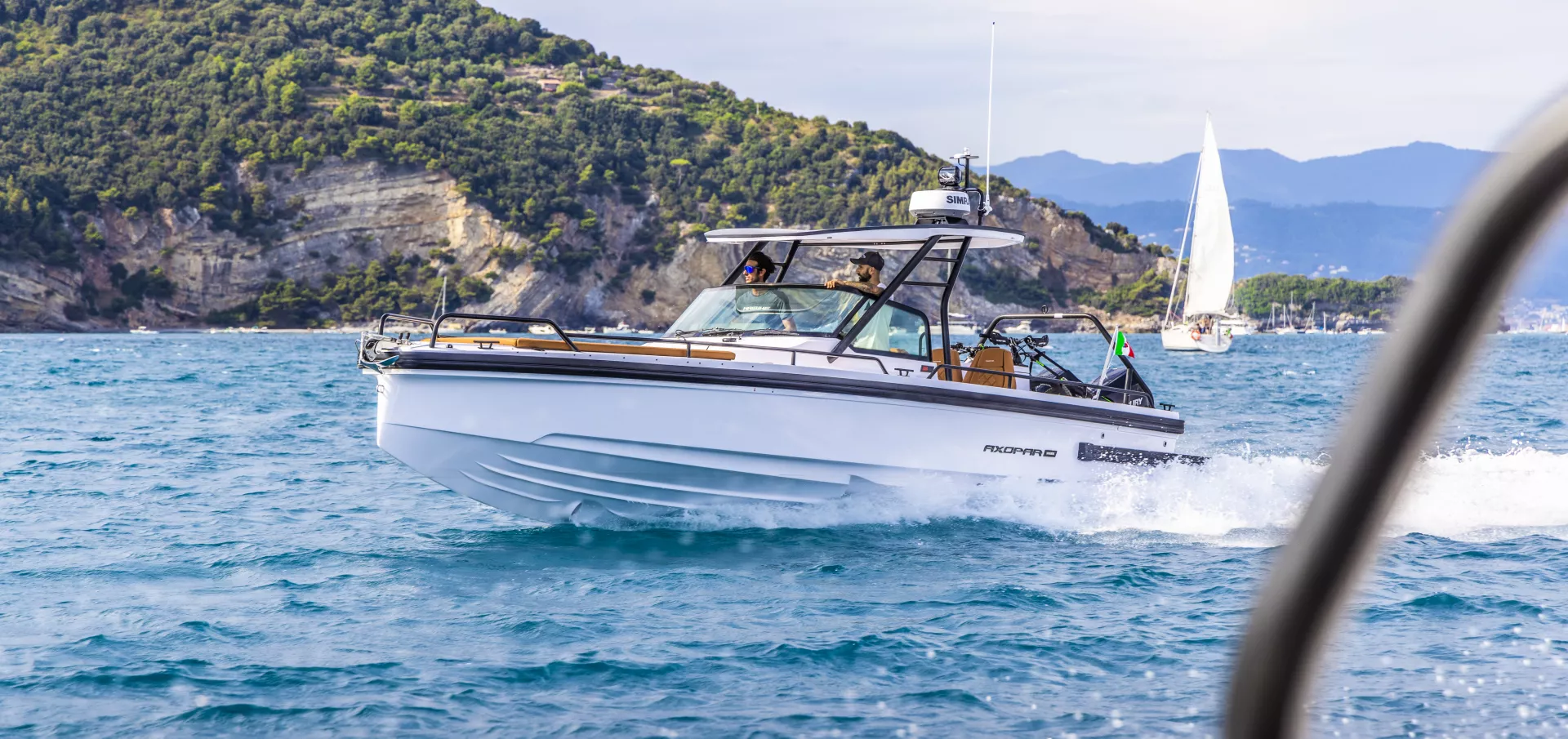 Axopar 28 TT BLTP C4A8173 v3