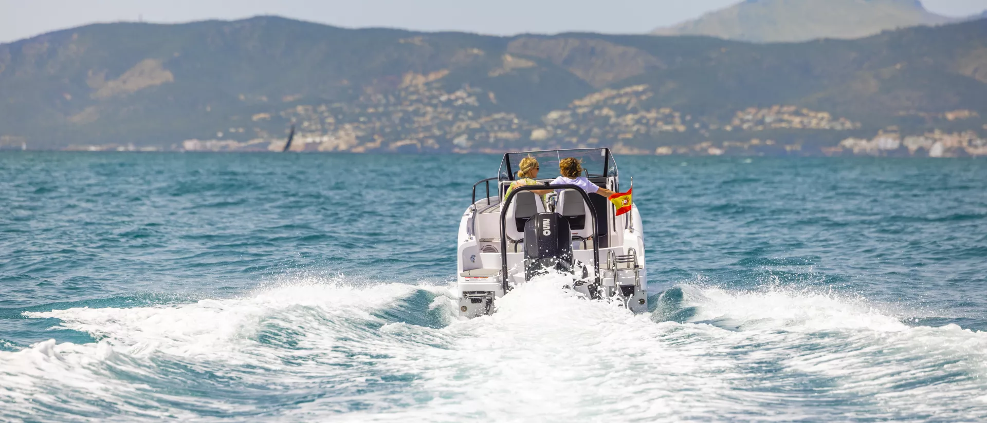 Axopar 25 Cross Bow C4A4209