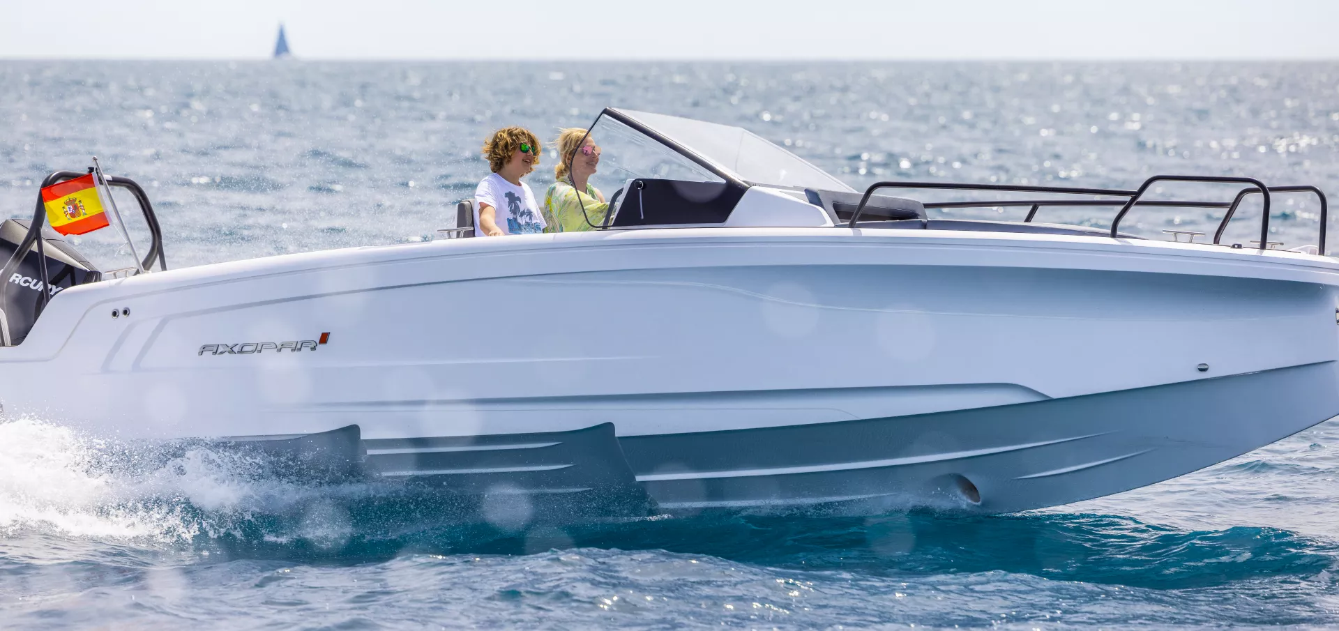 Axopar 25 Cross Bow C4A4733