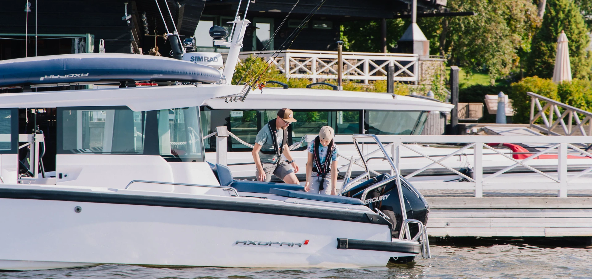 CA 0004 Collecting Adventures Axopar 29 XC Cross Cabin 007 E29A7742